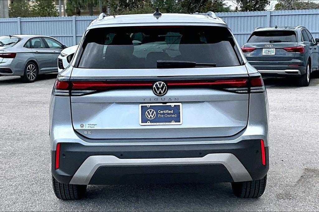 Certified 2026 Volkswagen Tiguan SE w/ Panoramic Sunroof Package FWD image 6