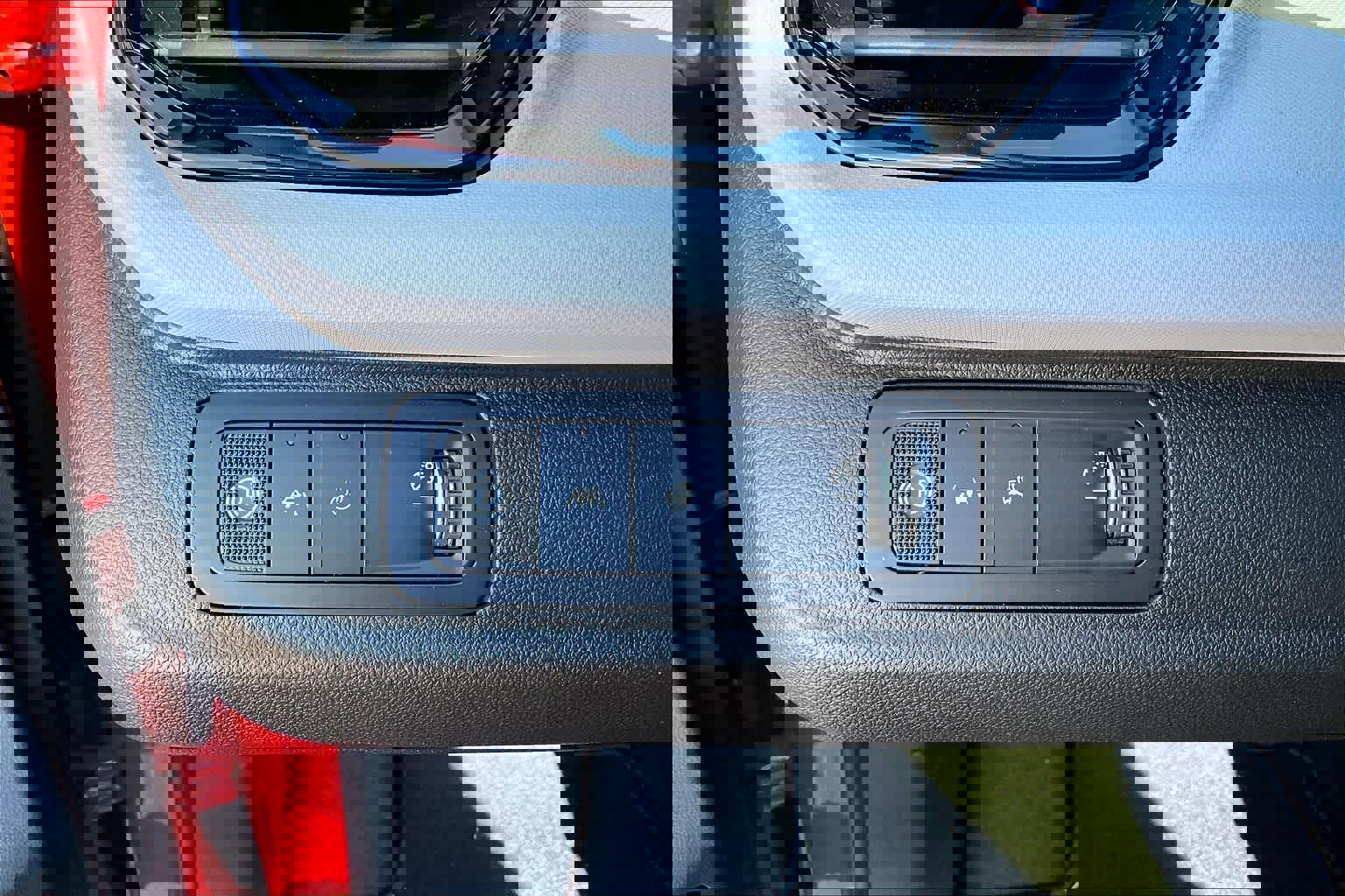 New 2027 Chevrolet Bolt RS w/ Technology Package image 17