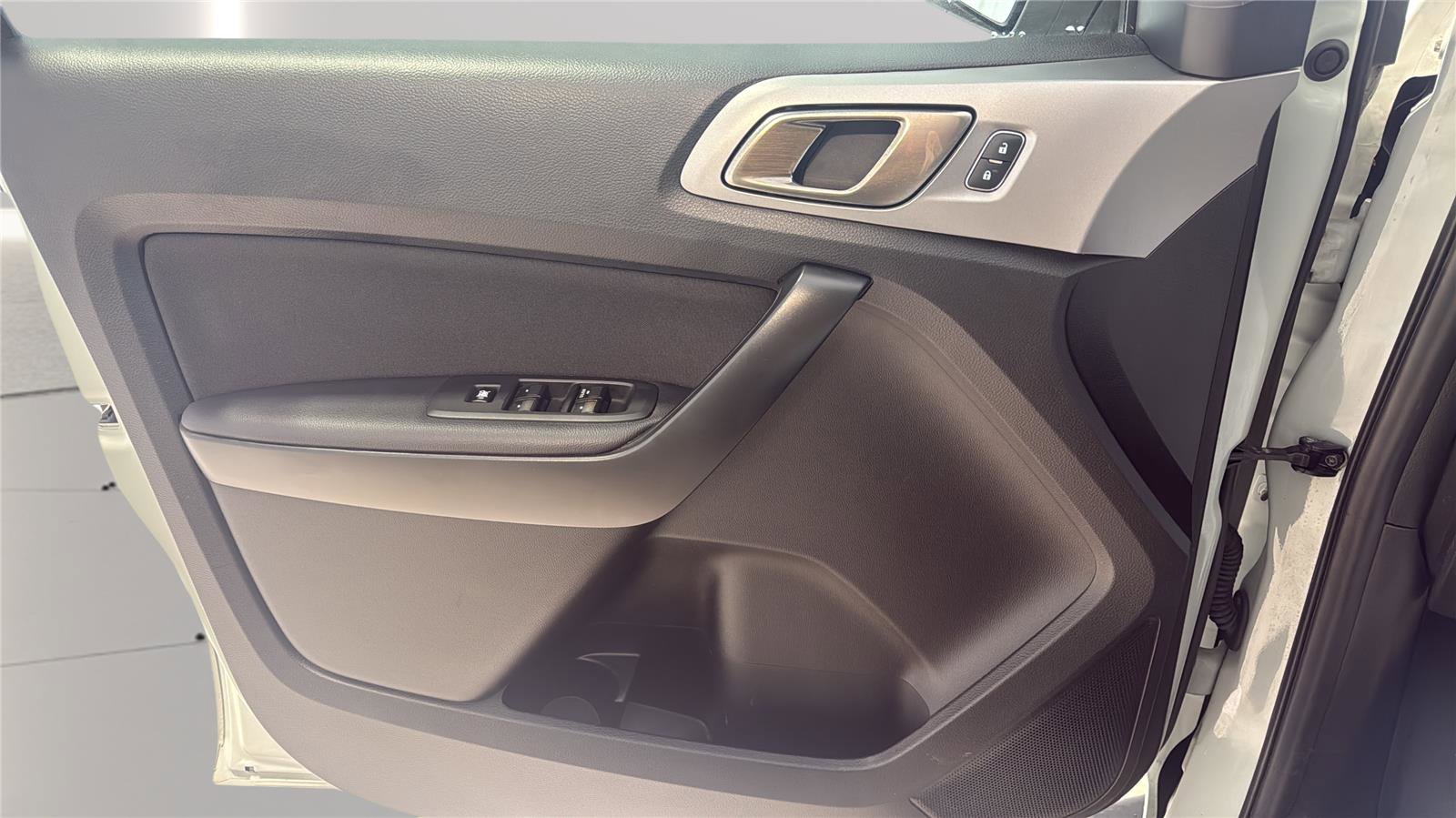 Certified 2022 Ford Ranger XLT w/ Equipment Group 301A Mid image 23