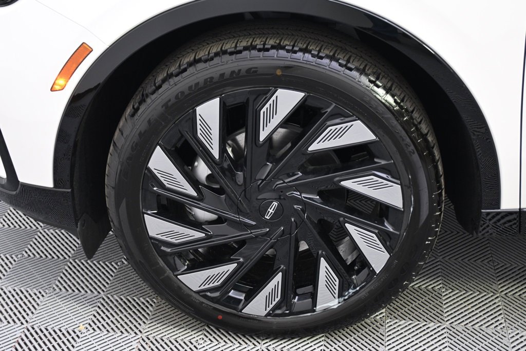 New 2026 Lincoln Nautilus Reserve image 20