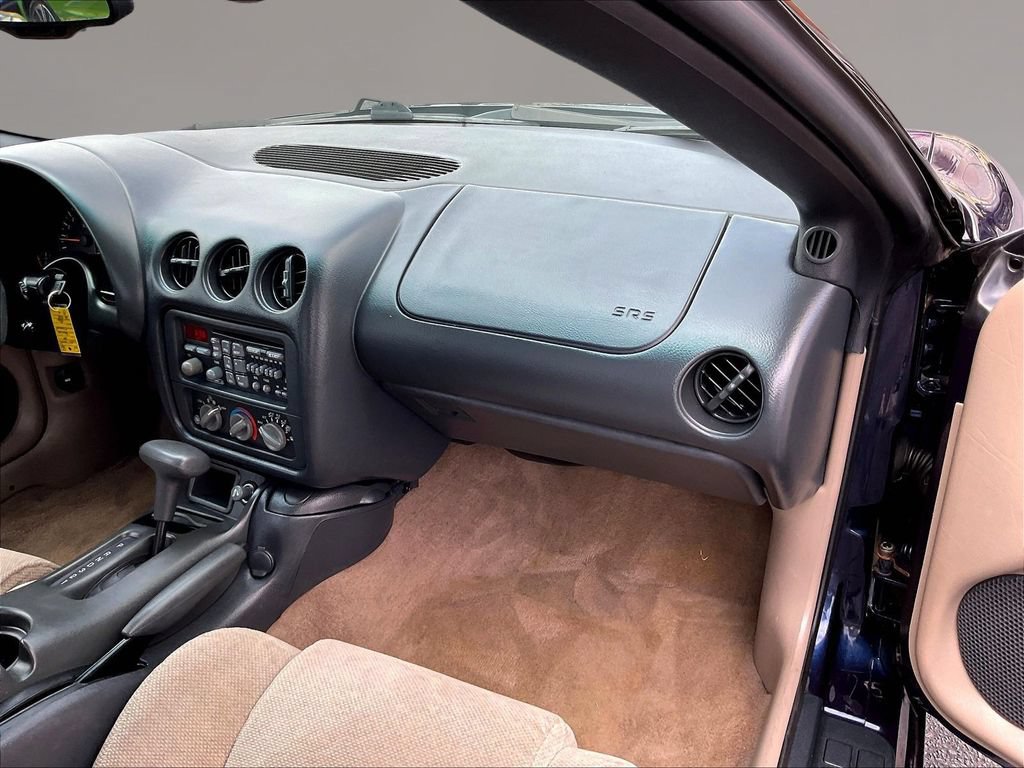 Used 1999 Pontiac Firebird Coupe RWD image 20