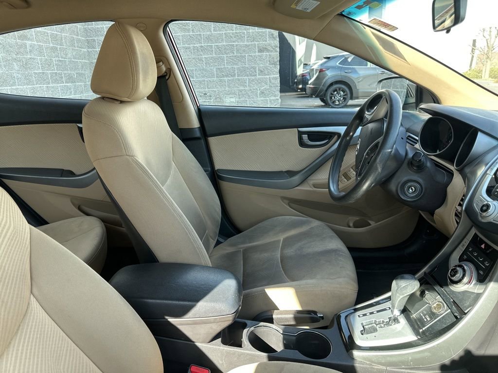 Used 2011 Hyundai Elantra GLS w/ Preferred Equipment Pkg 3 image 9