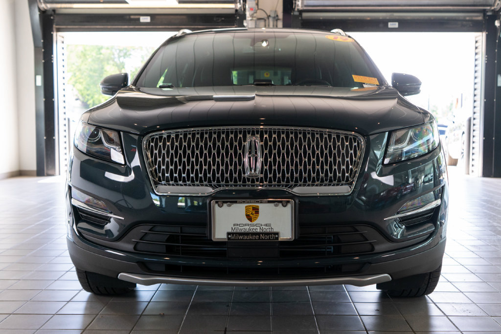 Used 2019 Lincoln MKC Reserve w/ MKC Climate Package AWD/4WD image 2