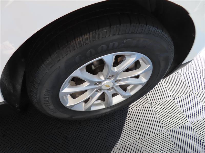 Used 2018 Chevrolet Equinox LT FWD image 9