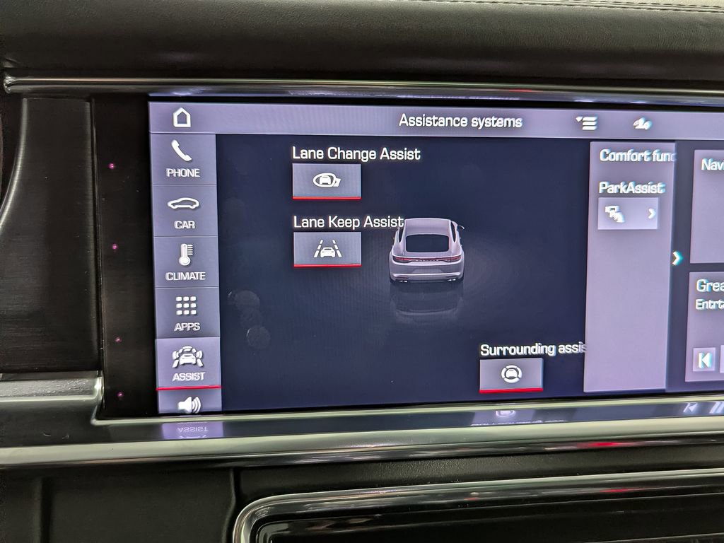 Used 2021 Porsche Panamera GTS image 28