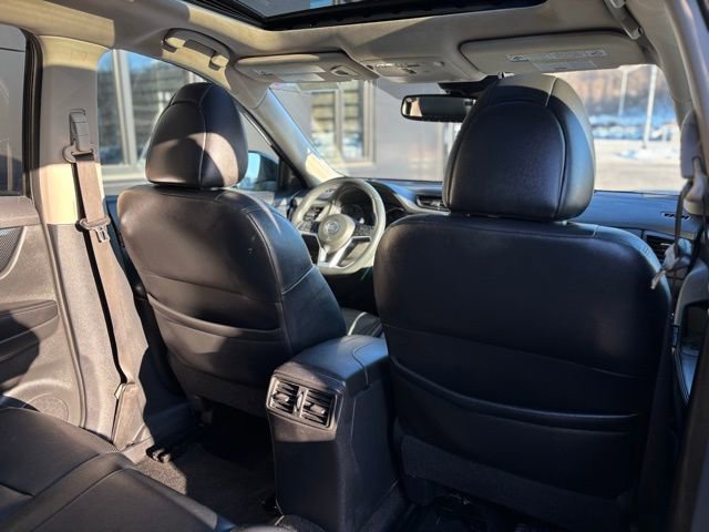 Used 2017 Nissan Rogue SL w/ SL Premium Package AWD/4WD image 46