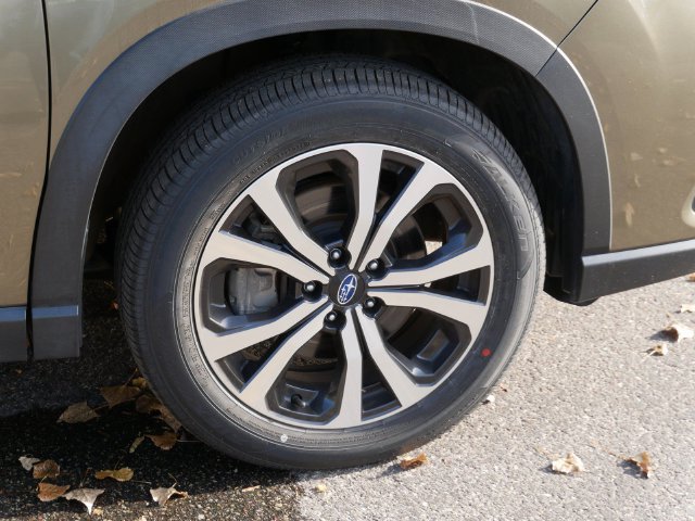 Used 2024 Subaru Forester Limited AWD/4WD image 7