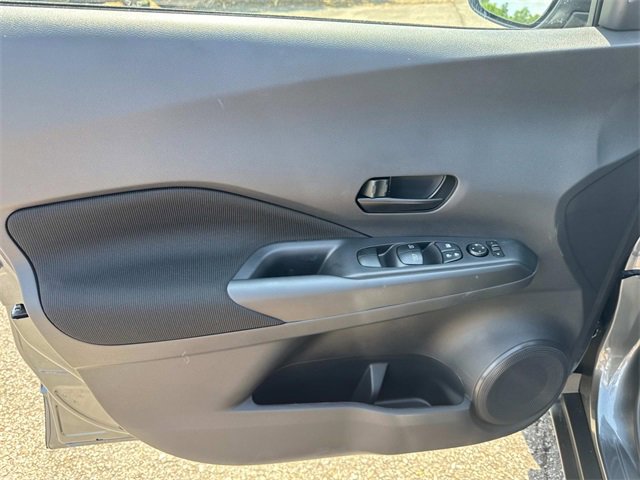 New 2025 Nissan Kicks Play S image 19