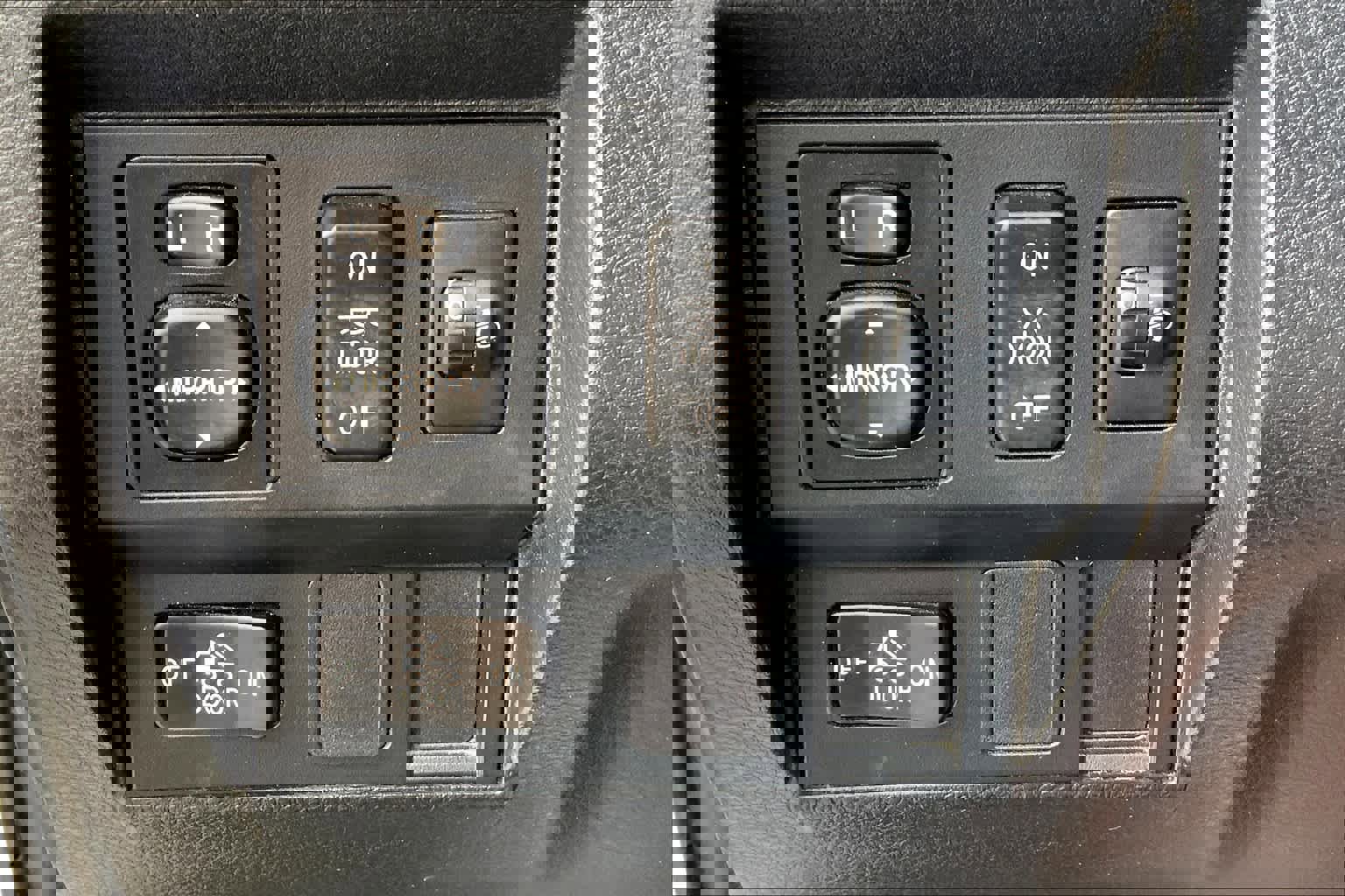 Used 2014 Toyota Tundra SR image 31