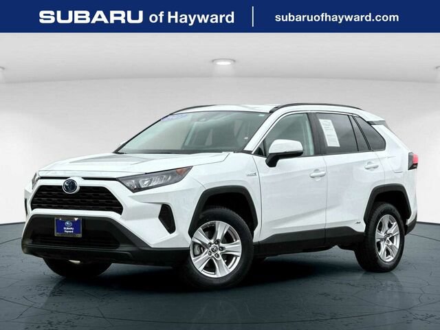 Used 2021 Toyota RAV4 LE AWD/4WD image 1