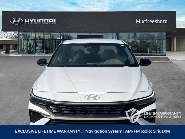 Certified 2025 Hyundai Elantra SEL FWD image 2