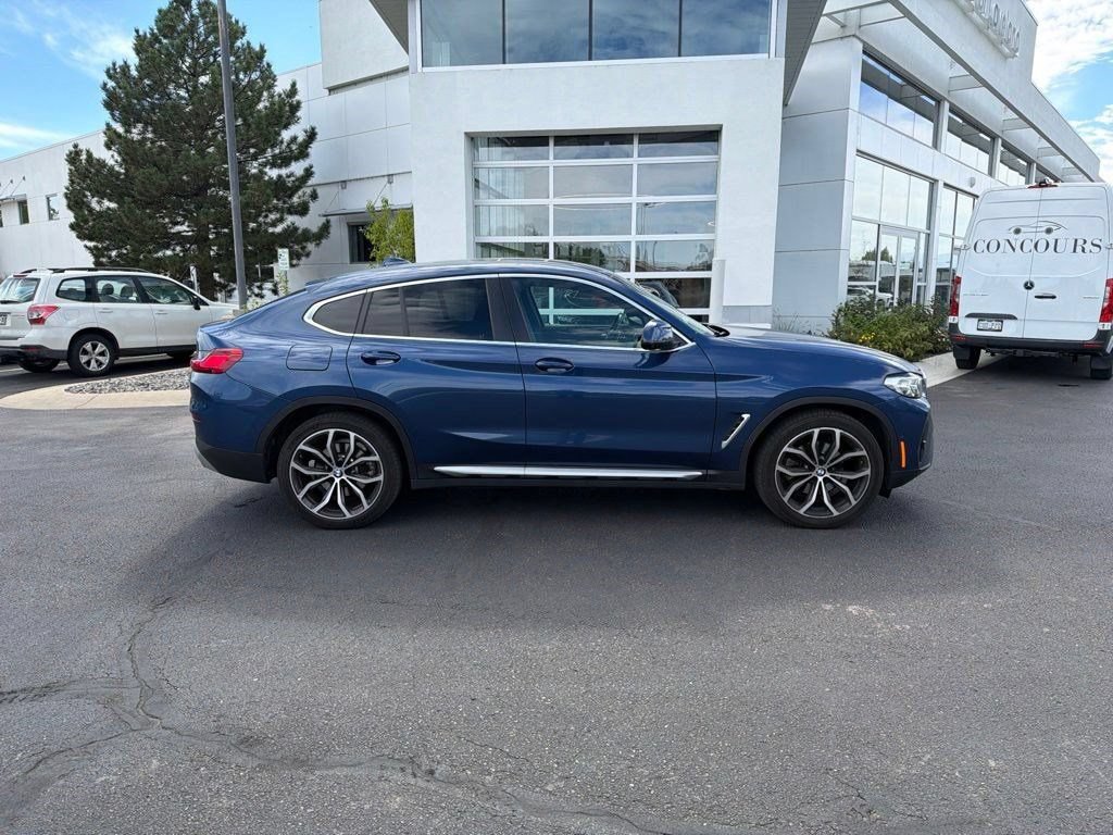 Used 2022 BMW X4 xDrive30i w/ Premium Package 2 AWD/4WD image 6