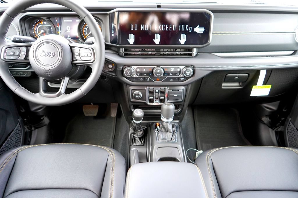 New 2026 Jeep Gladiator Sport AWD/4WD image 22