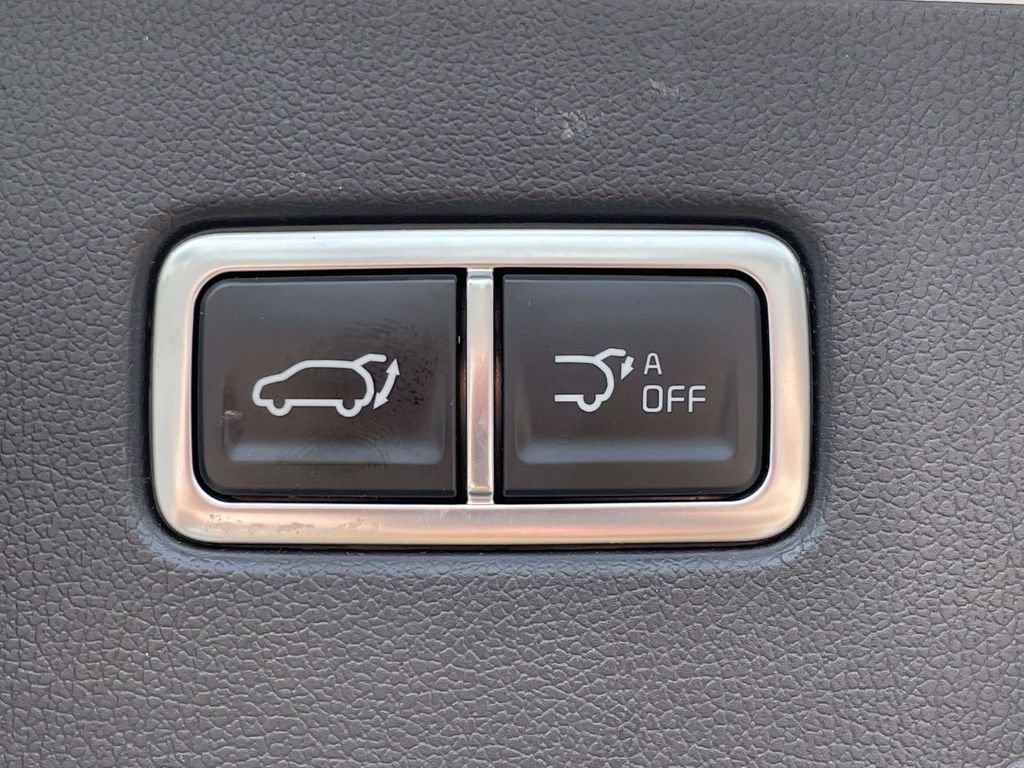 Used 2025 Kia Sorento EX w/ Panoramic Sunroof Package FWD image 44