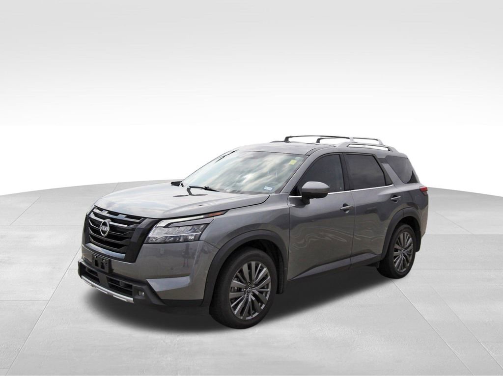 Used 2024 Nissan Pathfinder SL w/ SL Premium Package image 2