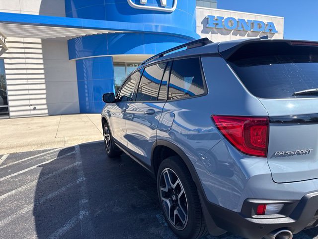Used 2023 Honda Passport Elite image 14