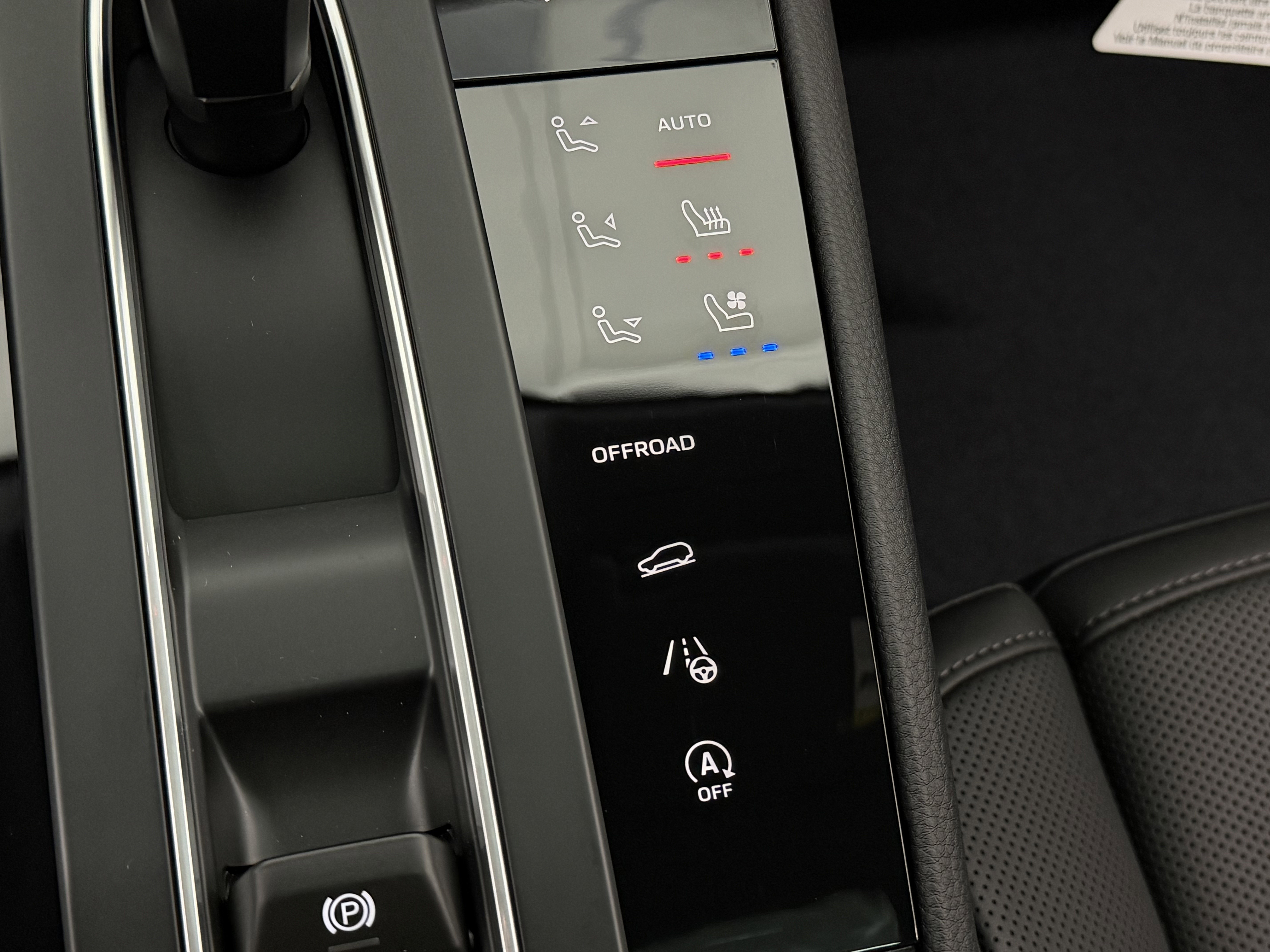 New 2026 Porsche Macan image 37