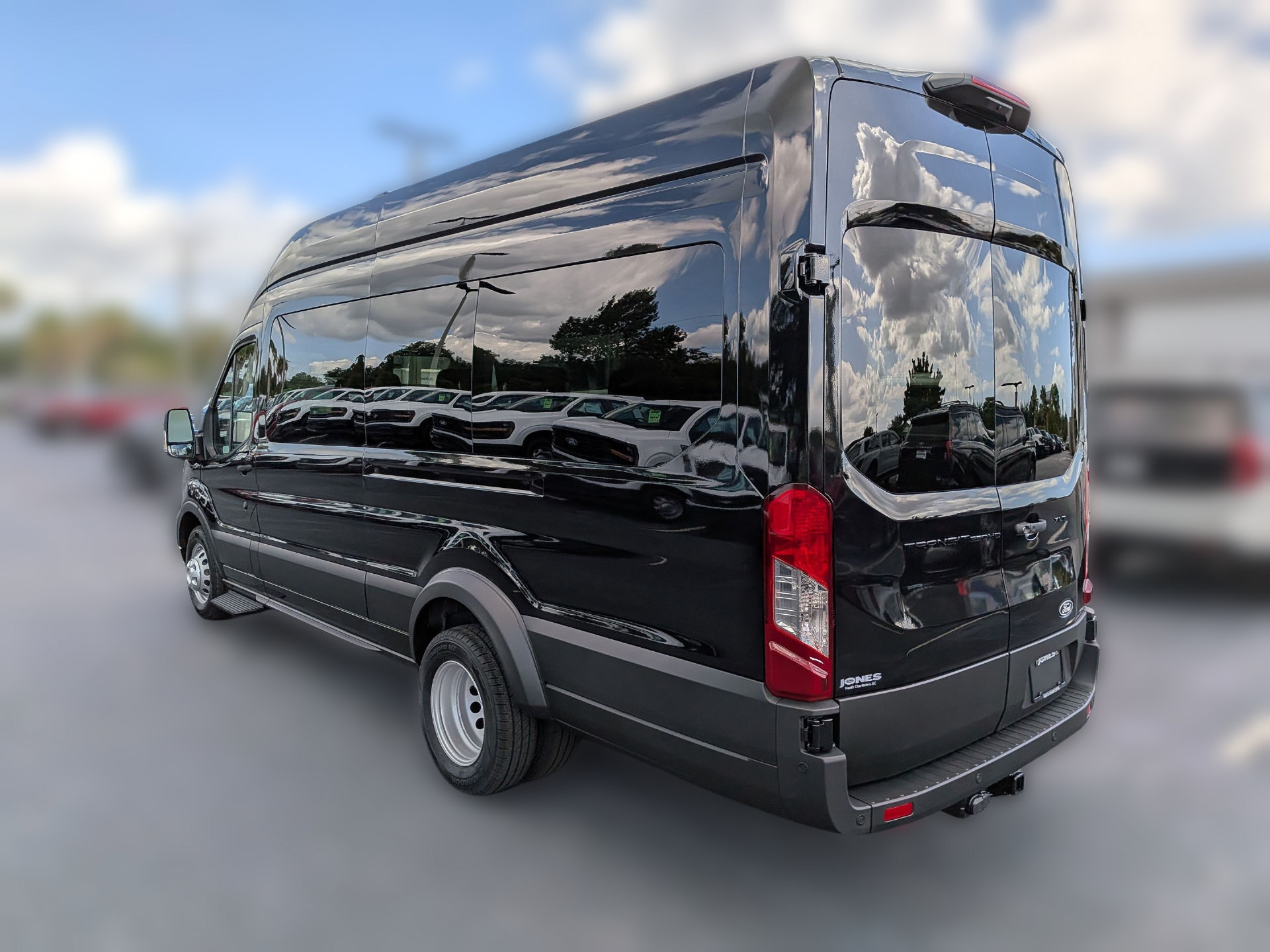 New 2026 Ford Transit 350 XLT RWD image 7