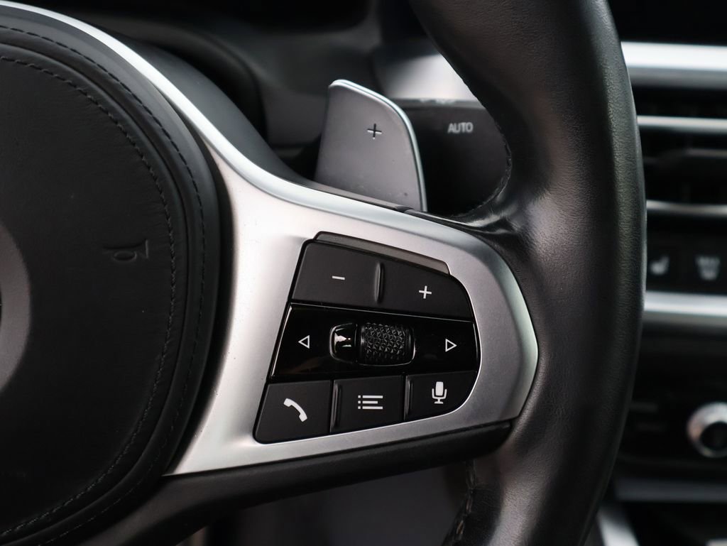 Certified 2023 BMW 440i xDrive Convertible w/ M Carbon Exterior Package image 40