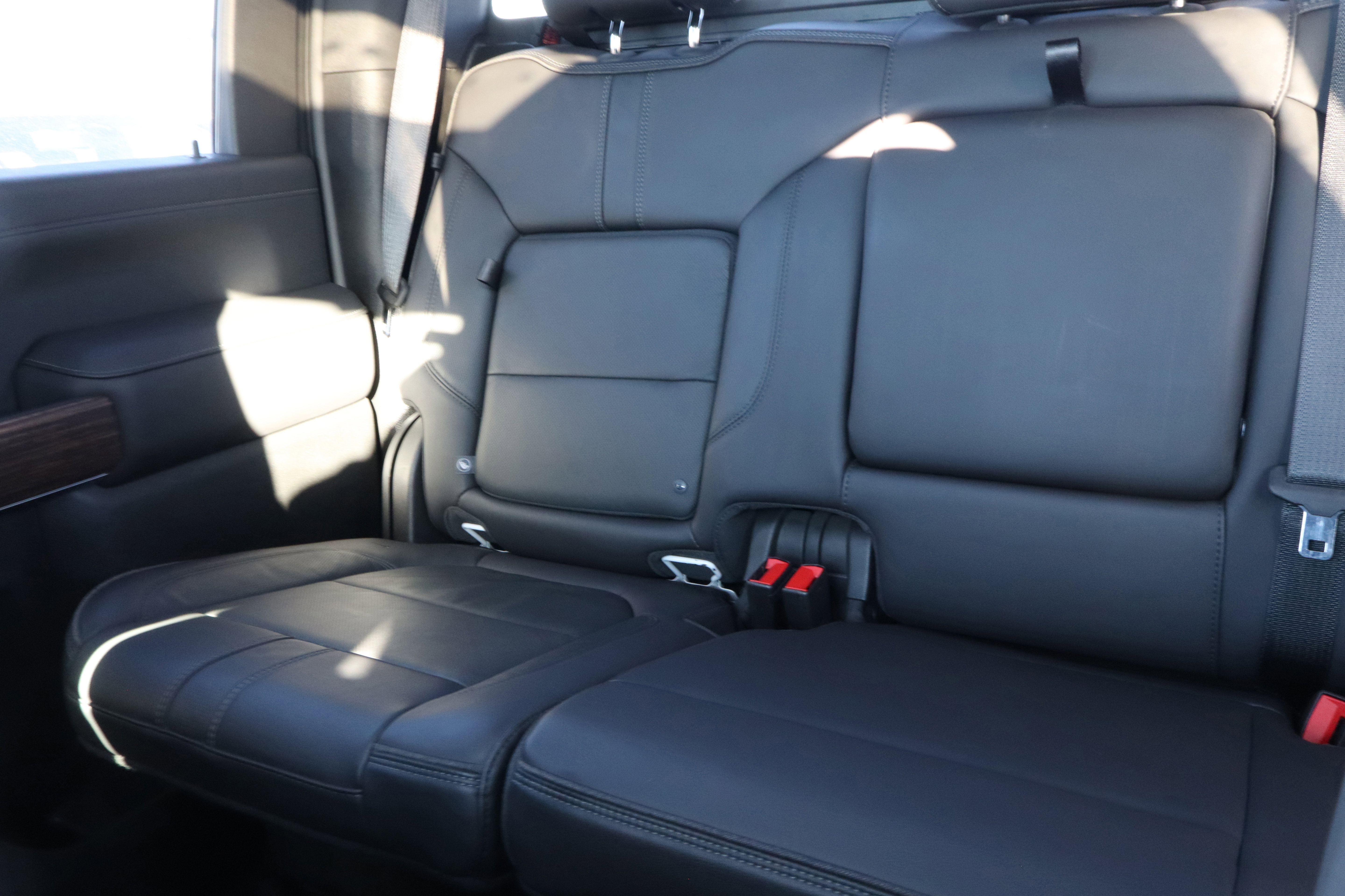 Used 2020 Chevrolet Silverado 2500 High Country image 13