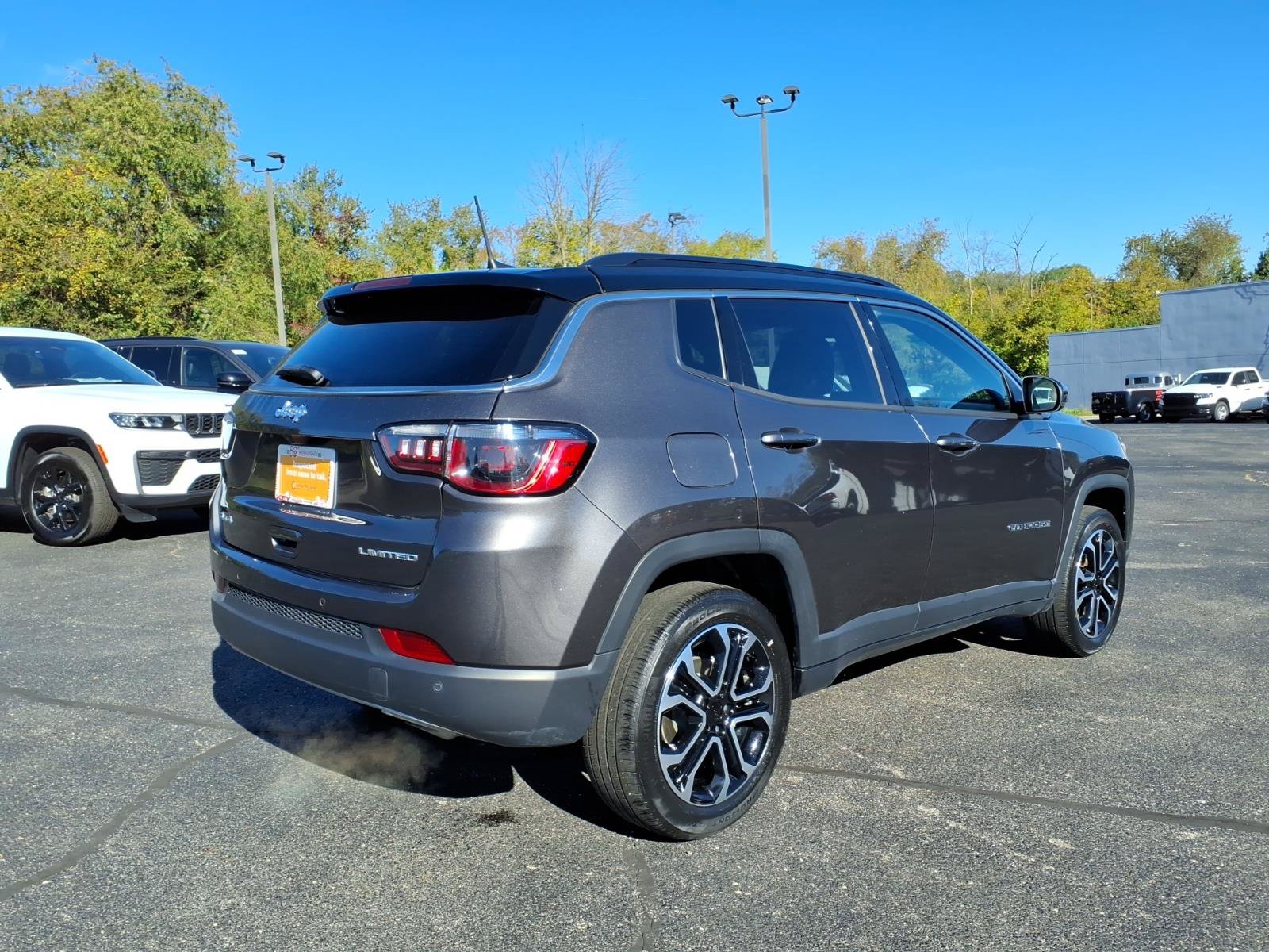 Certified 2023 Jeep Compass Limited AWD/4WD image 7