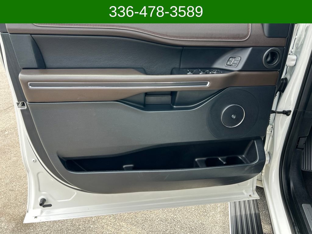 Used 2021 Ford Expedition Max King Ranch w/ Cargo Package AWD/4WD image 10