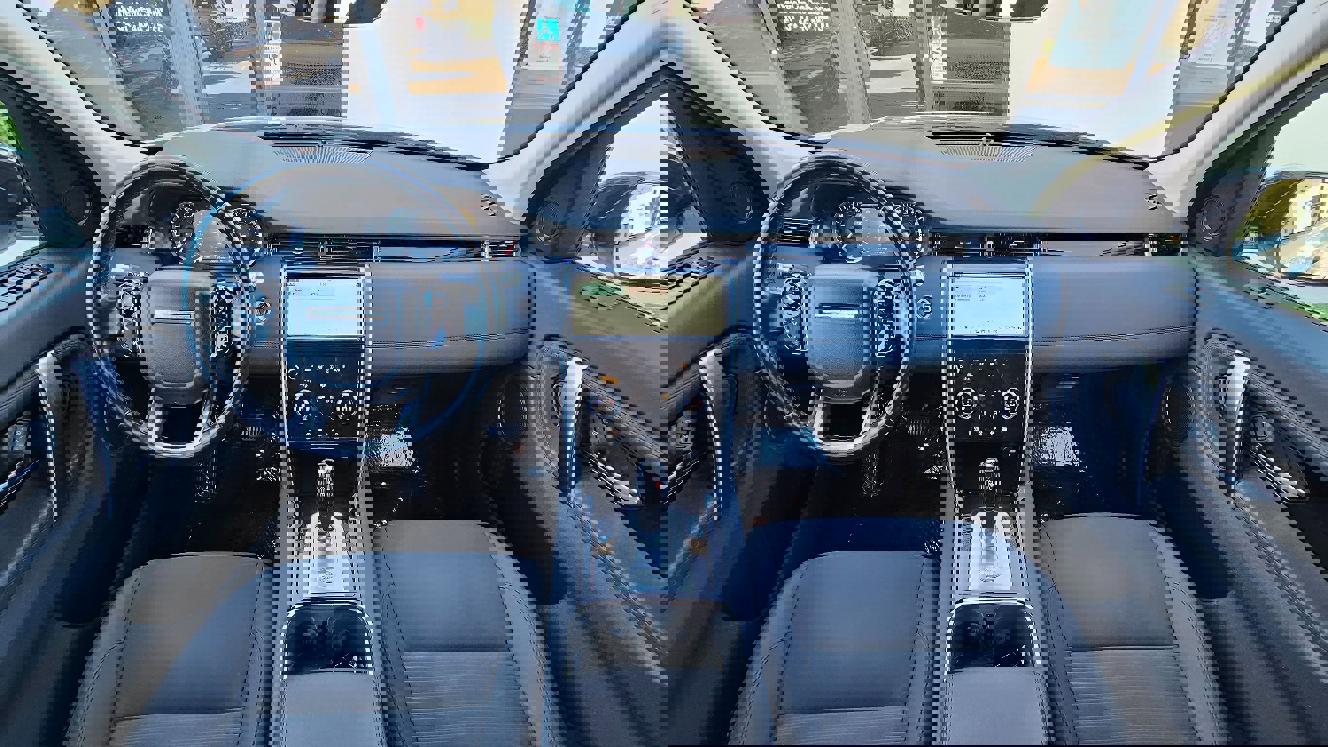 Used 2020 Land Rover Discovery Sport image 20