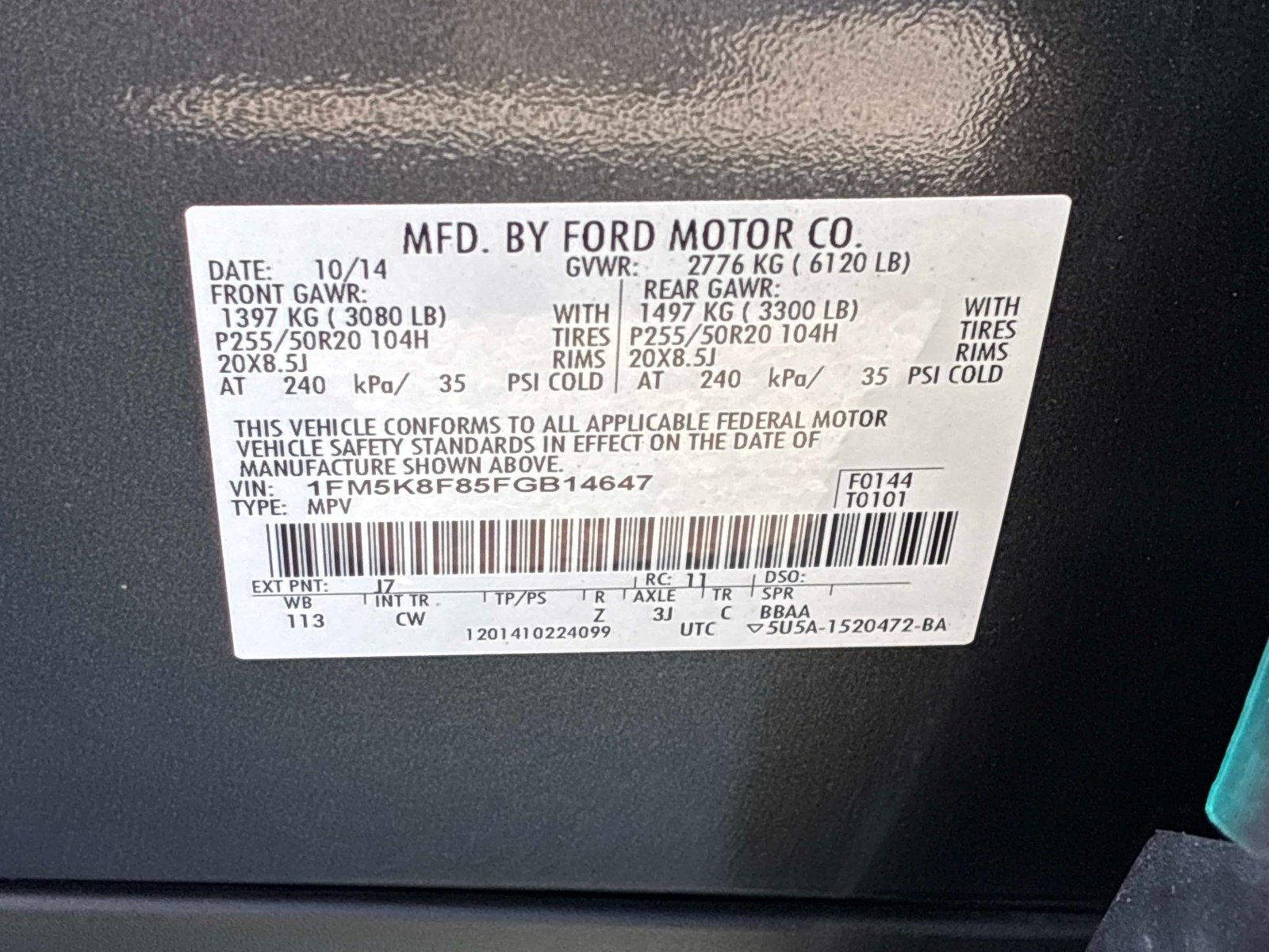 Used 2015 Ford Explorer Limited w/ Equipment Group 302A AWD/4WD image 26