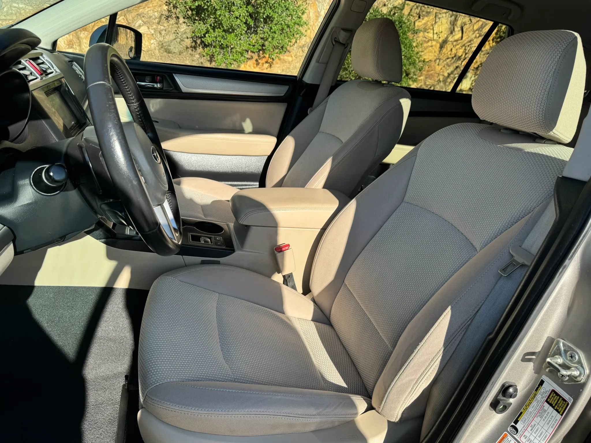 Used 2017 Subaru Outback 2.5i Premium image 13