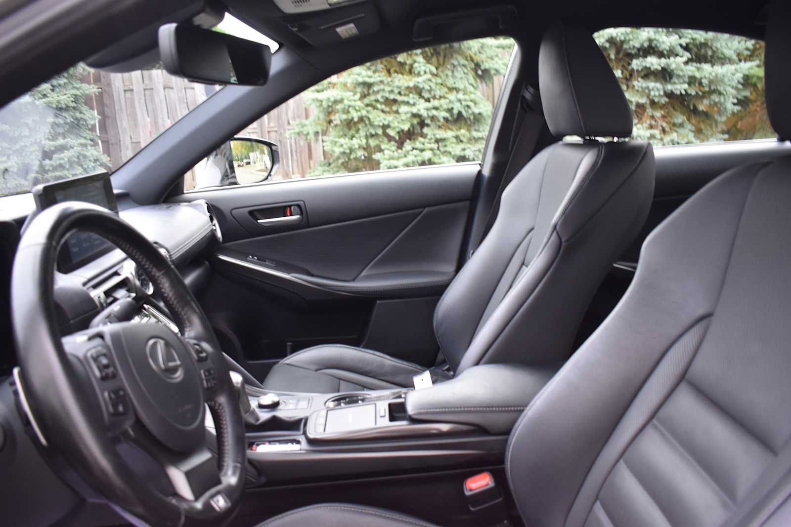Used 2021 Lexus IS 350 F Sport w/ Accessory Package 2 AWD/4WD image 18