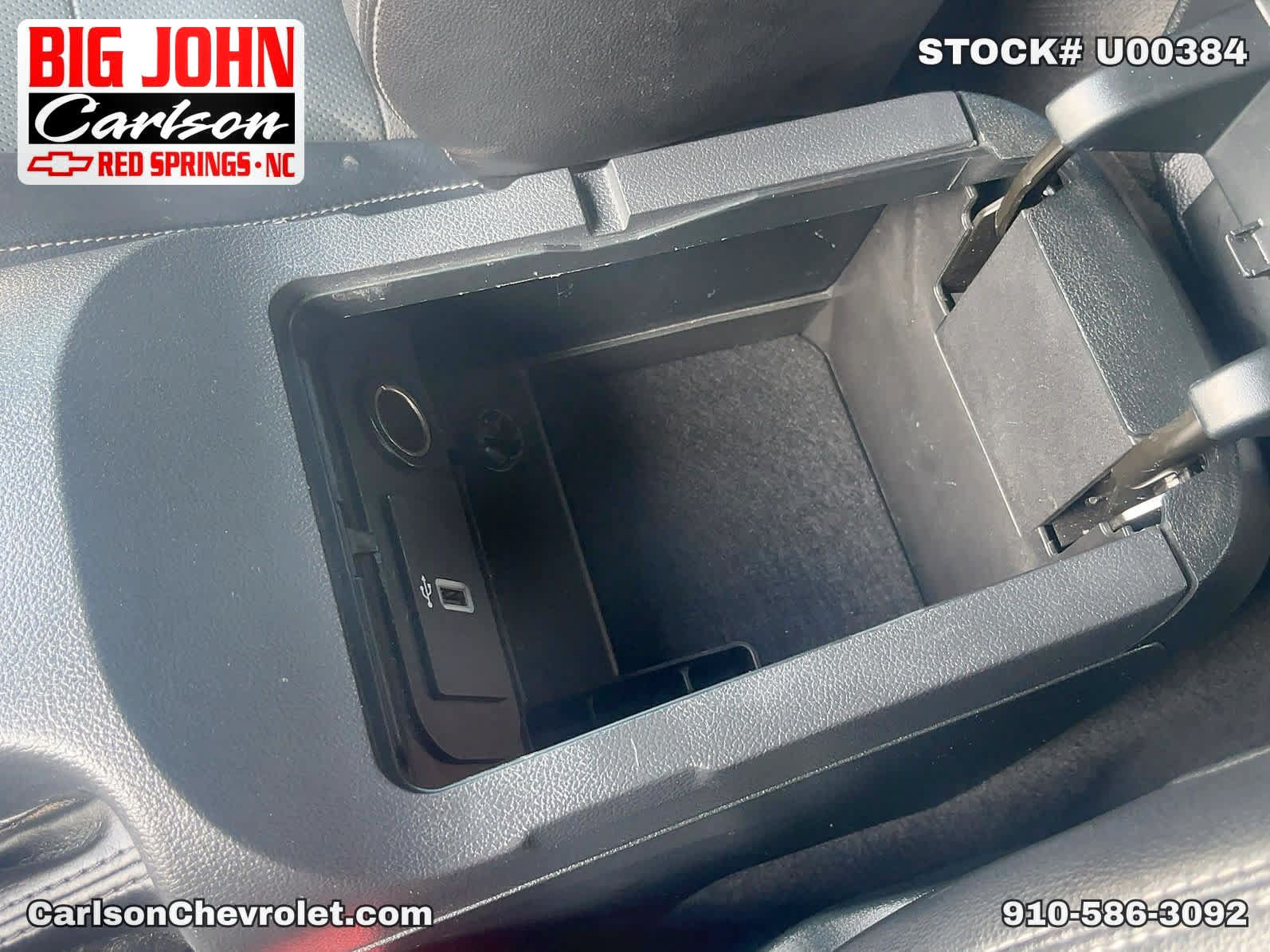 Used 2022 Ford Mustang GT Premium w/ Black Accent Package RWD image 25