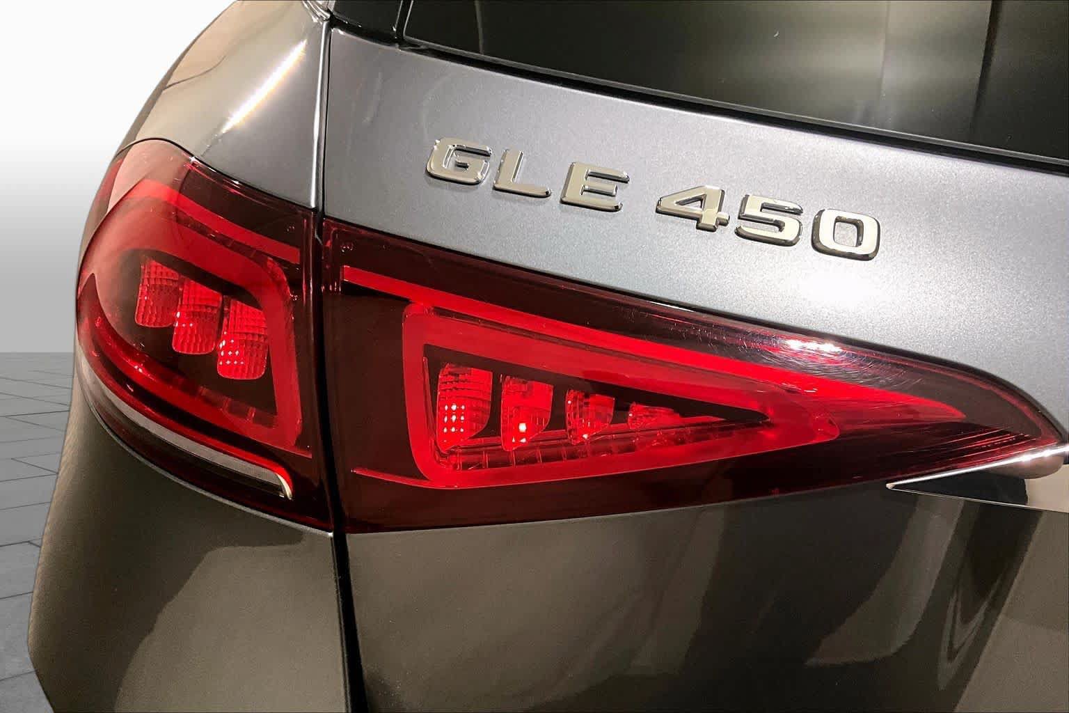 Used 2020 Mercedes-Benz GLE 450 4MATIC image 27