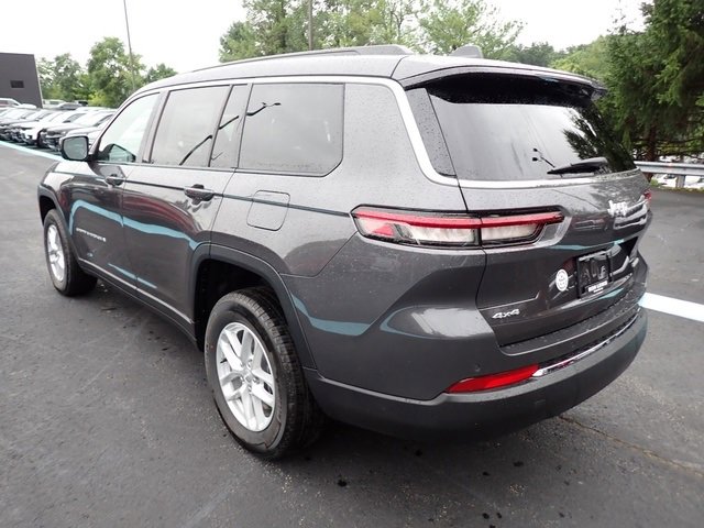 New 2024 Jeep Grand Cherokee L Laredo image 3