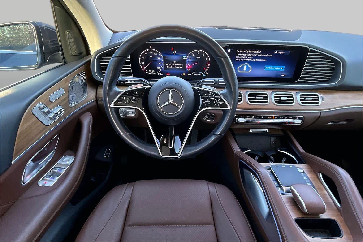 Used 2025 Mercedes-Benz GLE 350 4MATIC image 6
