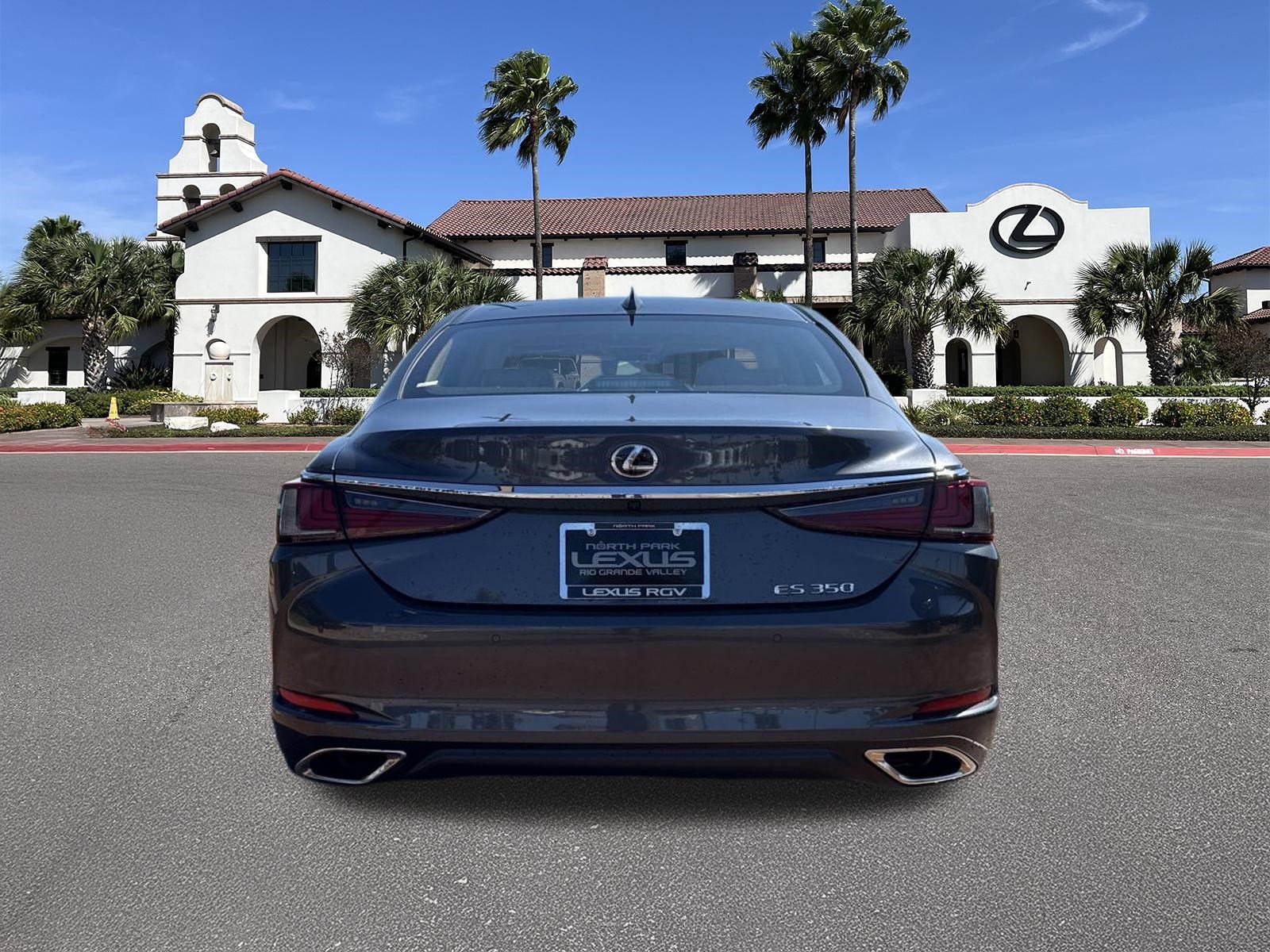 New 2025 Lexus ES 350 w/ Premium Package image 3