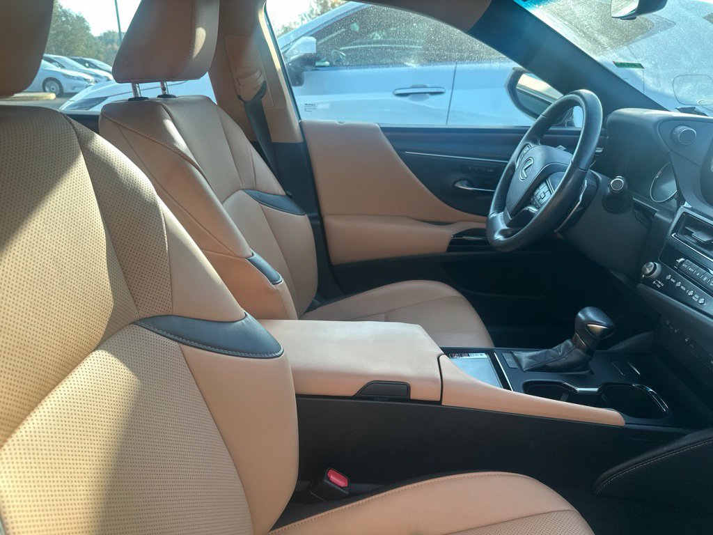 Certified 2024 Lexus ES 350 w/ Premium Package FWD image 26
