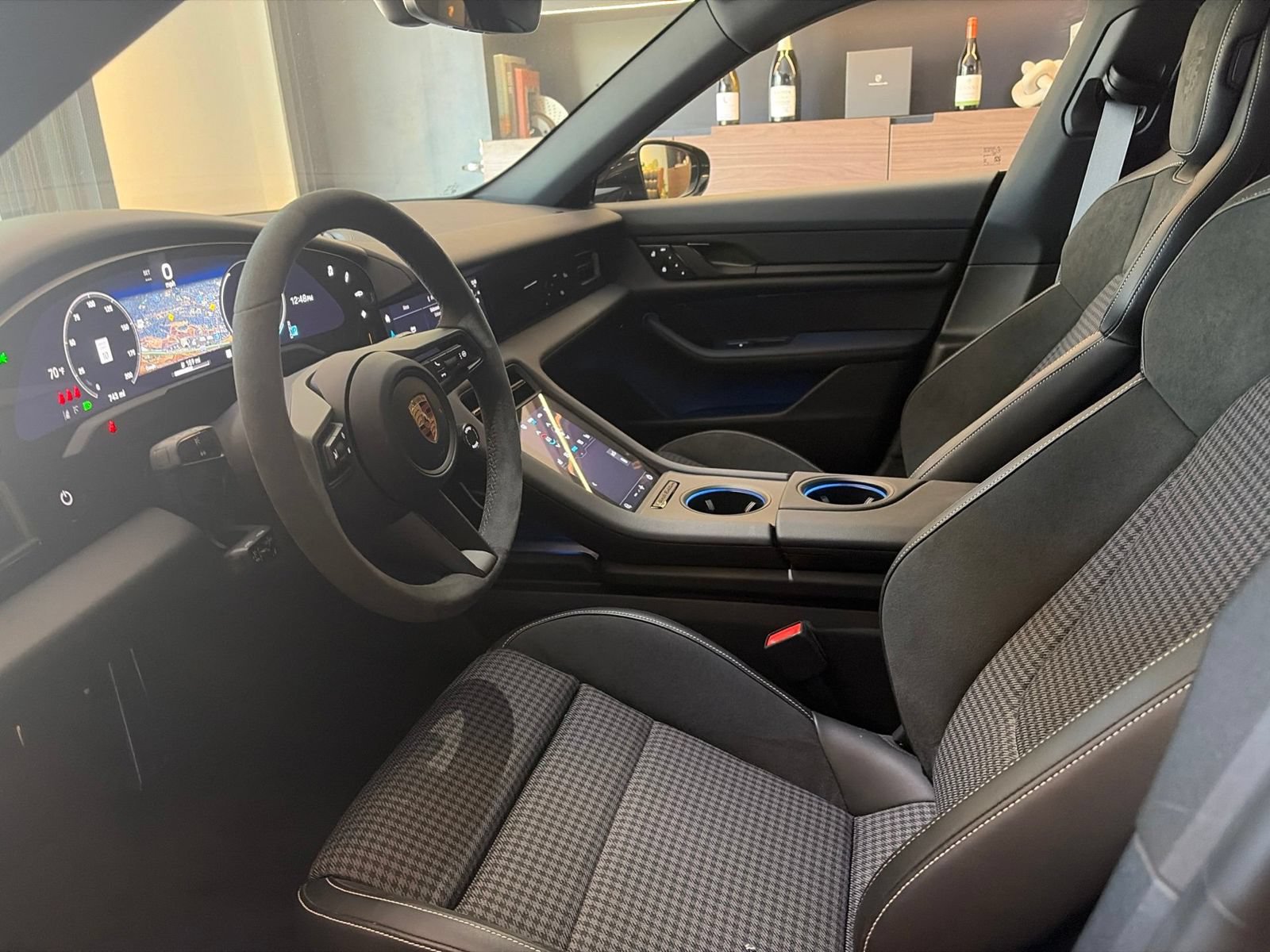 Certified 2026 Porsche Taycan AWD/4WD image 7