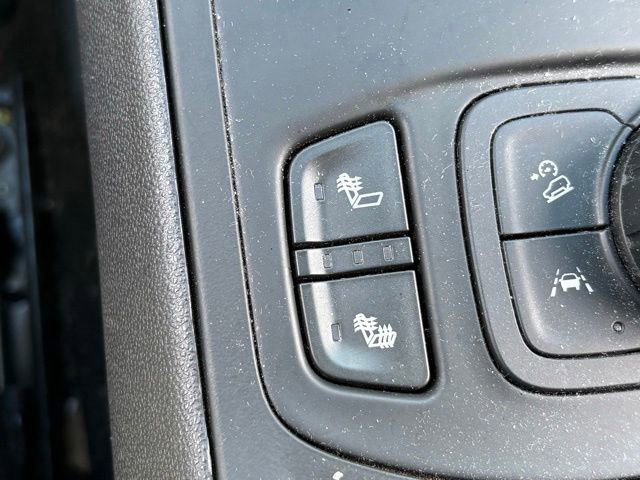 Used 2023 GMC Terrain SLE w/ Driver Convenience Package AWD/4WD image 17