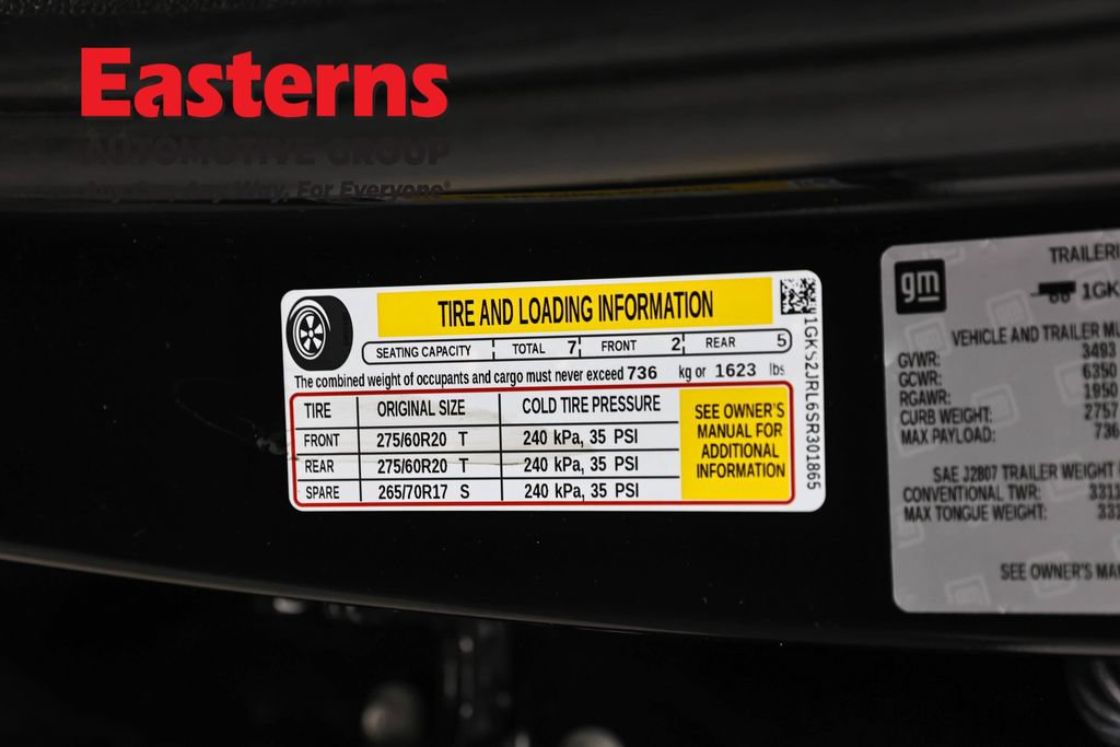 Used 2025 GMC Yukon XL Denali AWD/4WD image 39