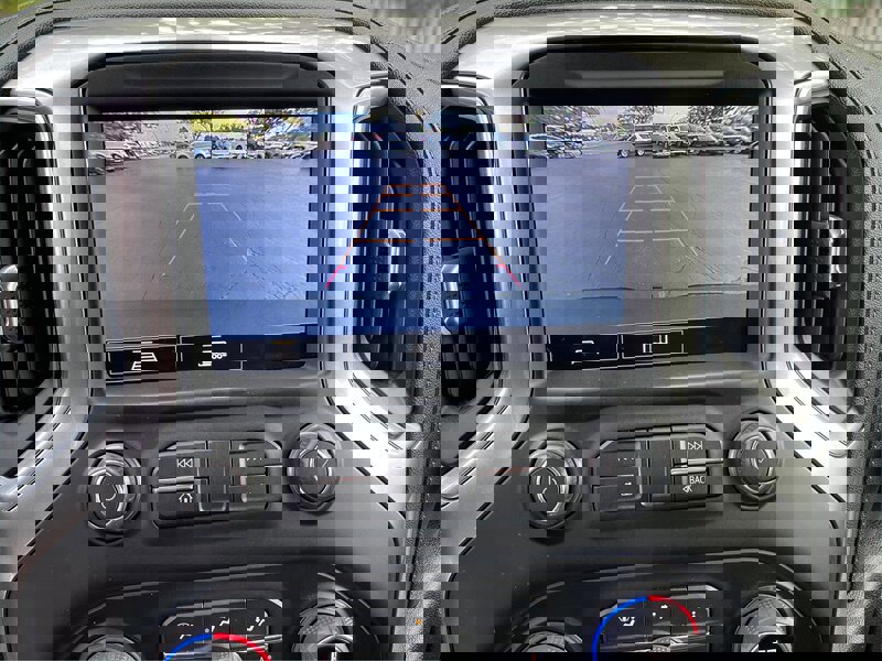 Used 2021 Chevrolet Silverado 1500 LT Trail Boss w/ Convenience Package II image 23