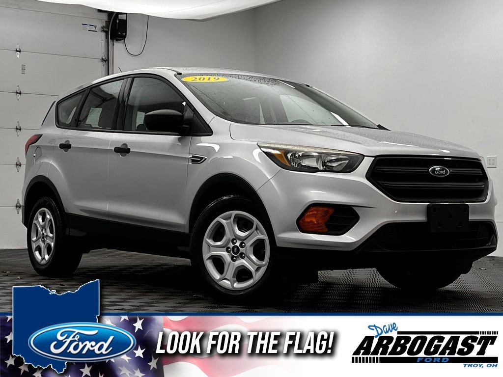 Used 2019 Ford Escape S image 1