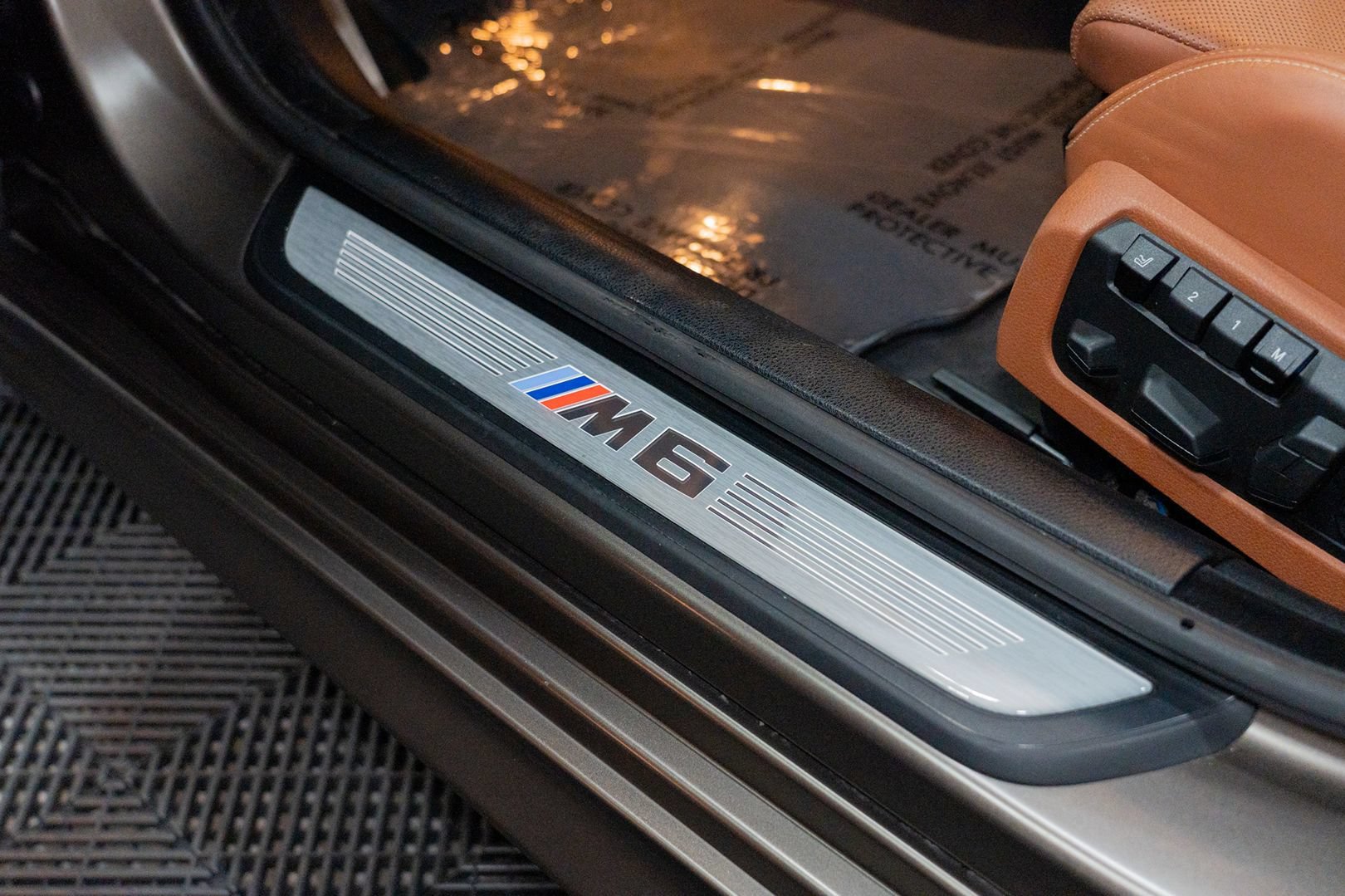 Used 2014 BMW M6 Gran Coupe RWD image 25