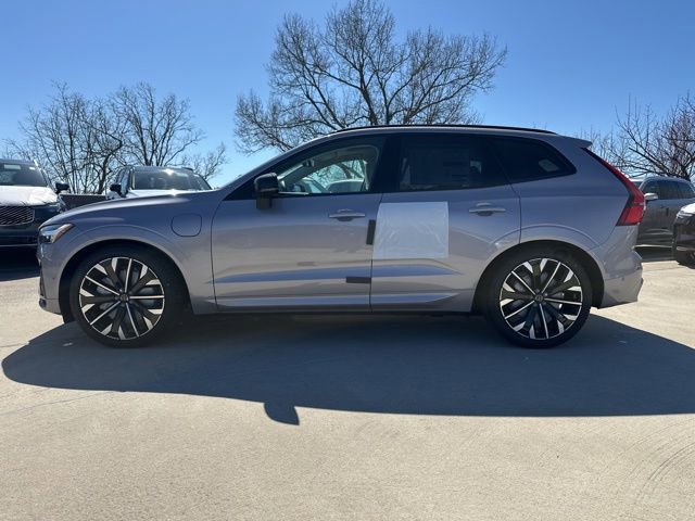 New 2026 Volvo XC60 T8 Ultra w/ Protection Package Premier image 4