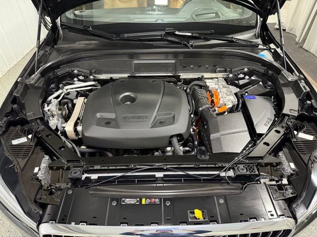 Used 2021 Volvo XC60 T8 Inscription w/ Advanced Package image 27