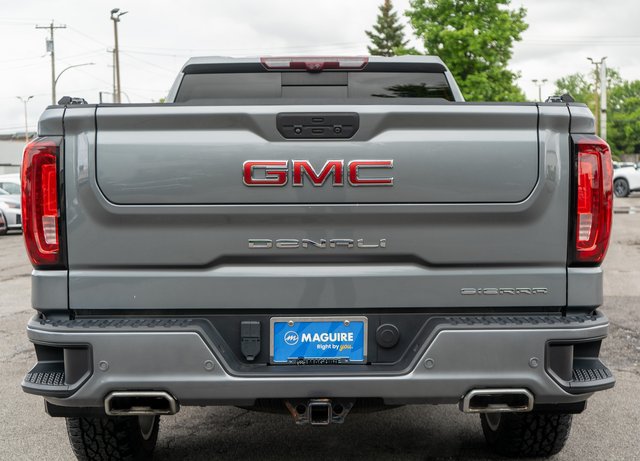 Used 2022 GMC Sierra 1500 Denali w/ Denali Reserve Package AWD/4WD image 7