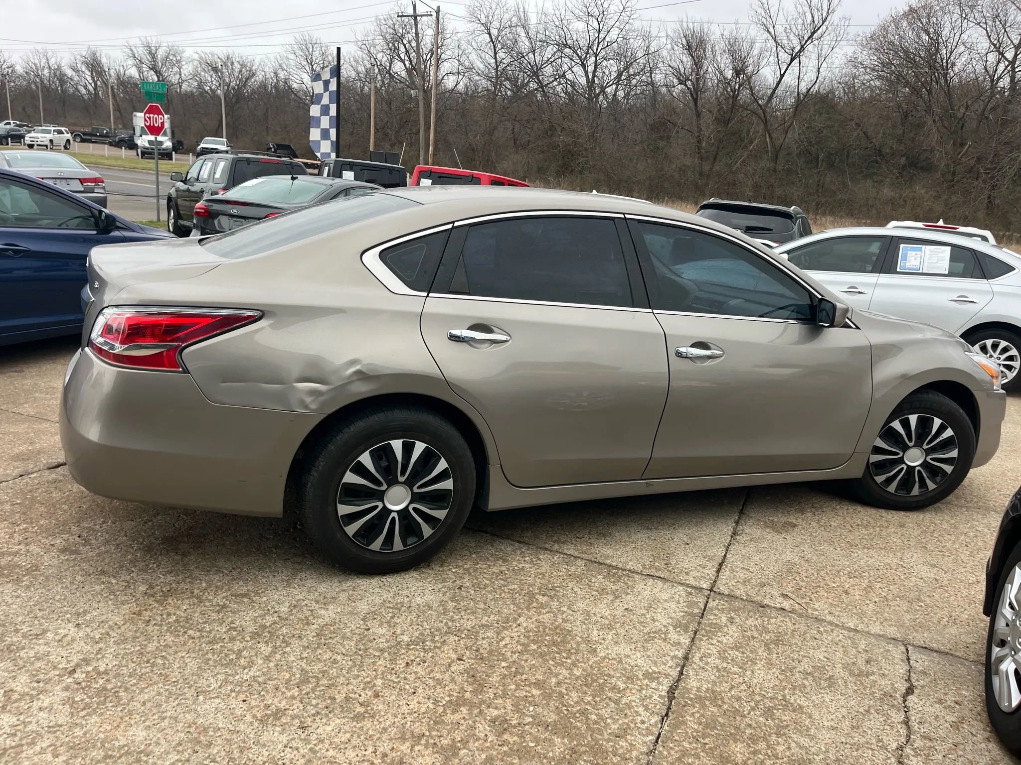 Used 2014 Nissan Altima 2.5 S image 9