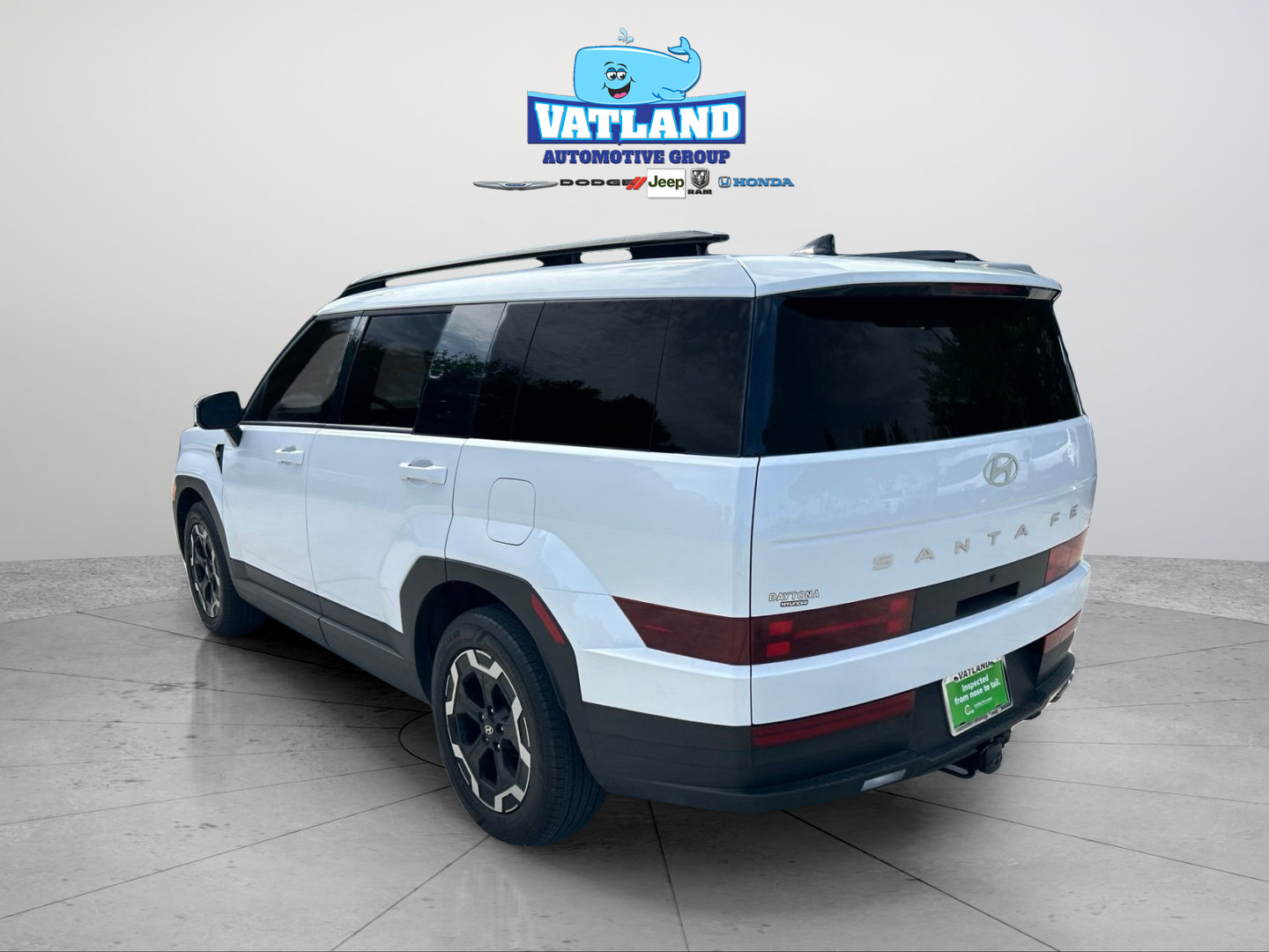 Used 2025 Hyundai Santa Fe SEL AWD/4WD image 3