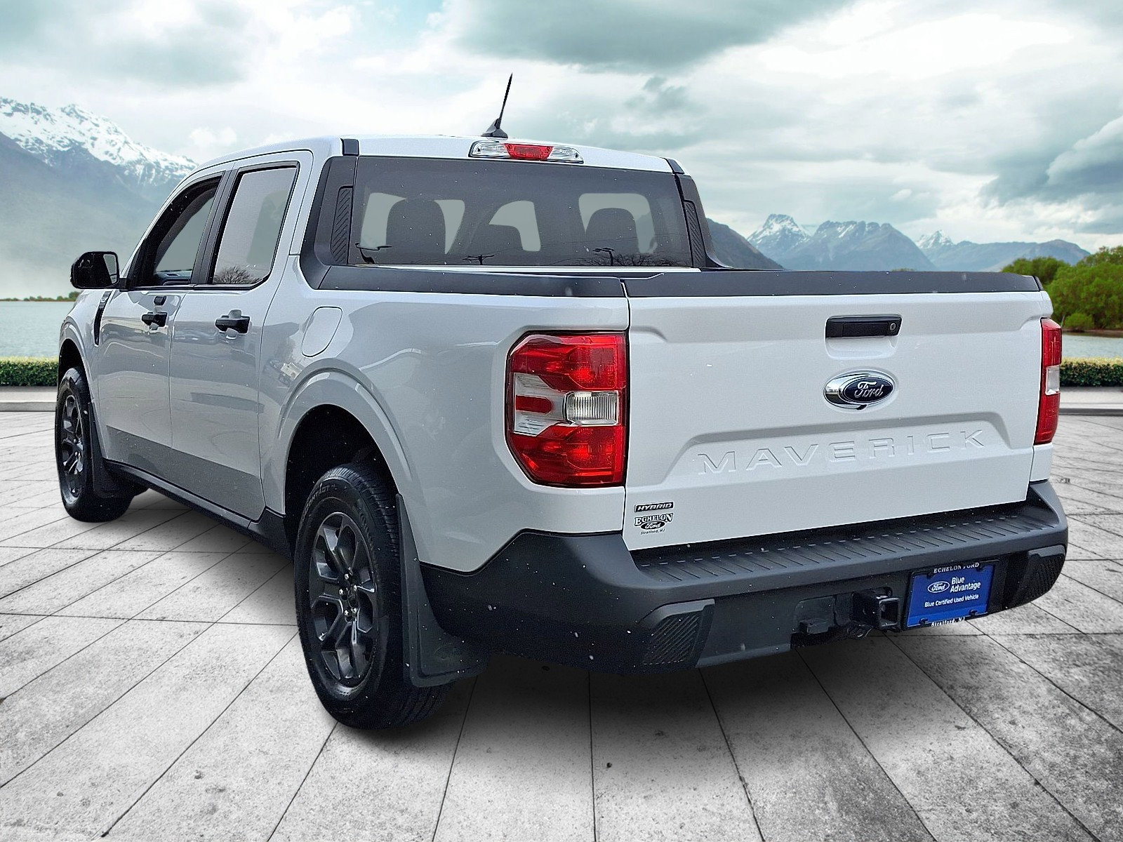 Certified 2024 Ford Maverick XLT w/ XLT Luxury Package image 4