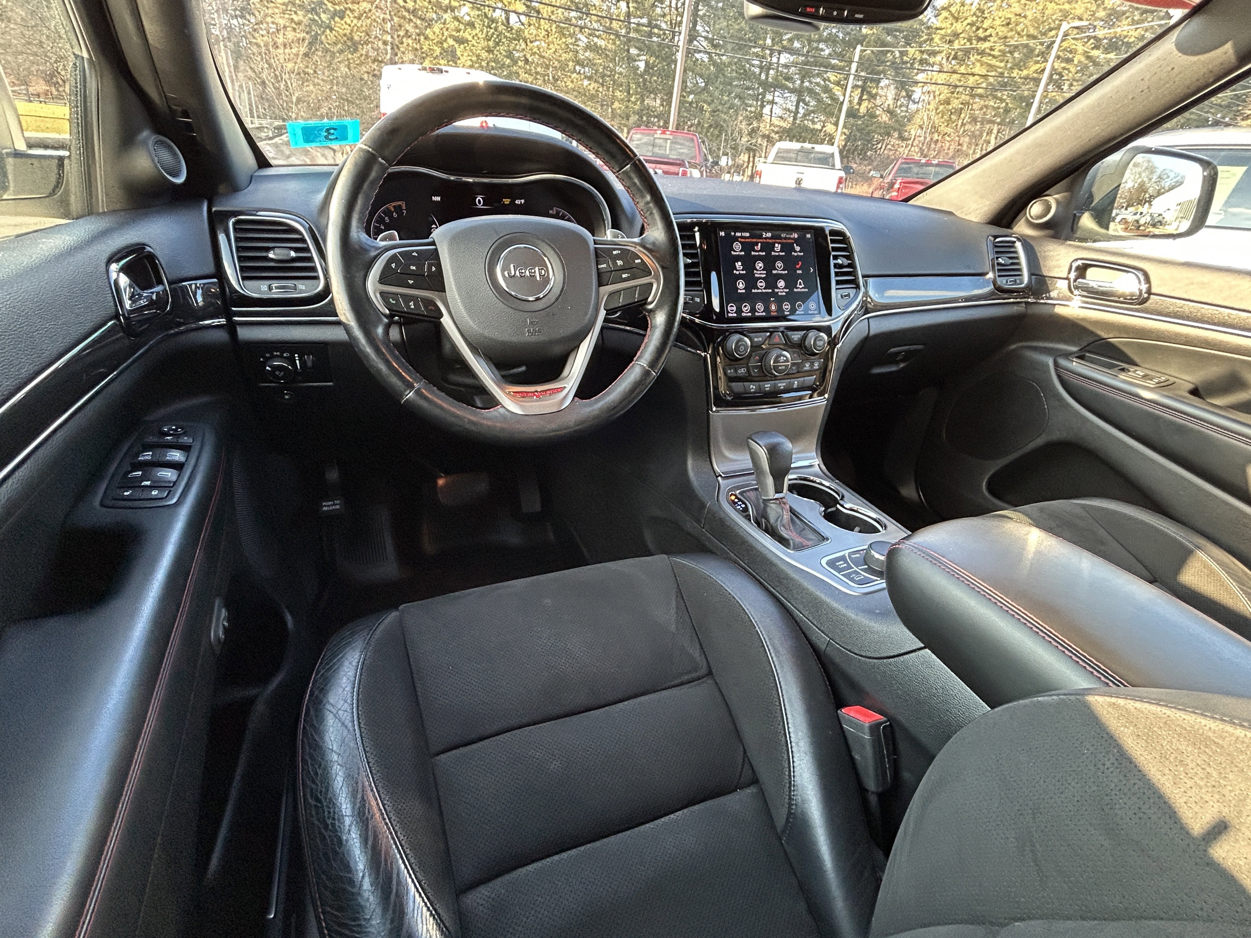 Used 2020 Jeep Grand Cherokee Trailhawk AWD/4WD image 22