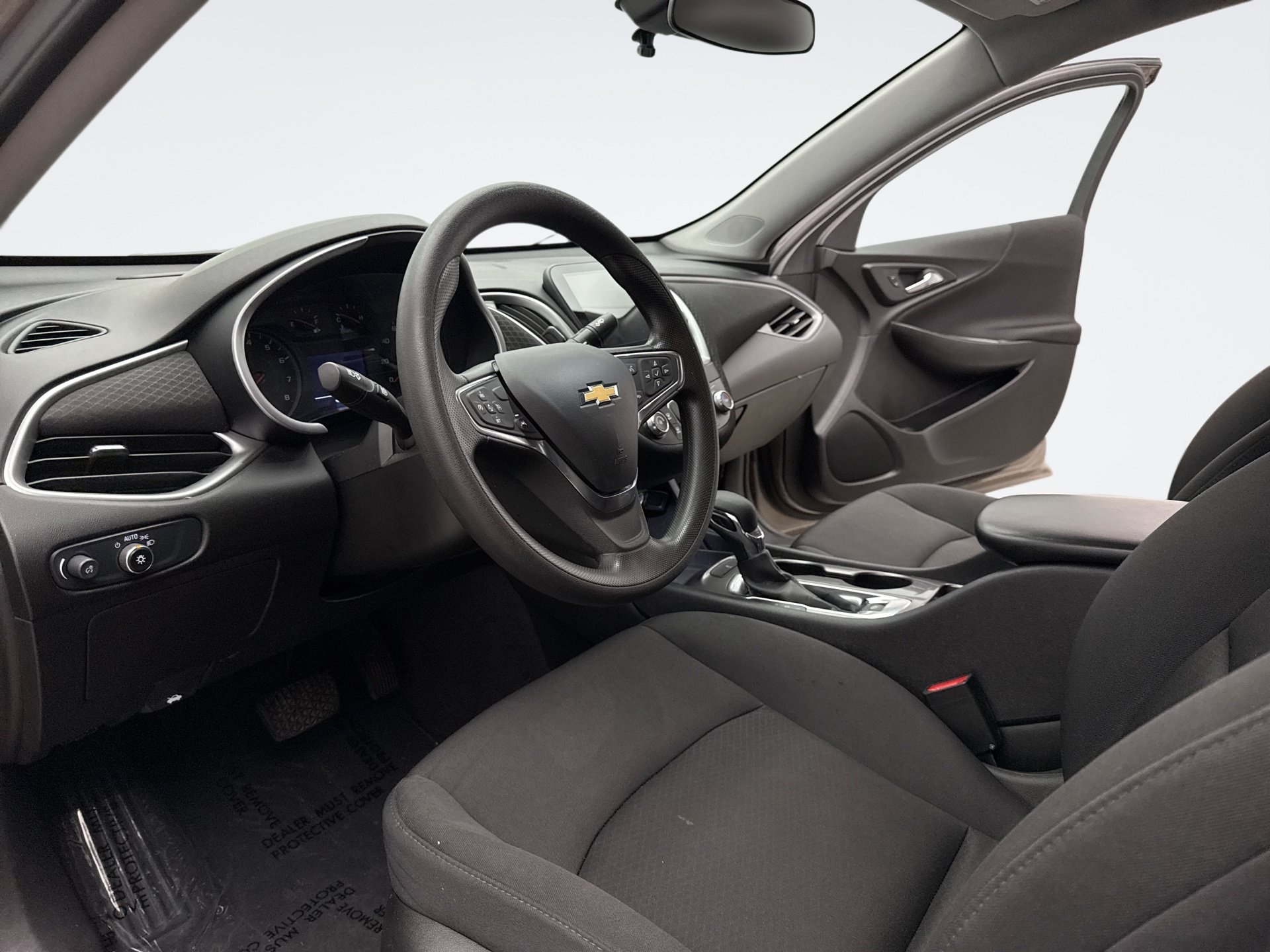 Used 2024 Chevrolet Malibu LS FWD image 12